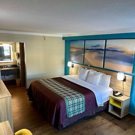 Days Inn By Wyndham Houston East Kültér fotó